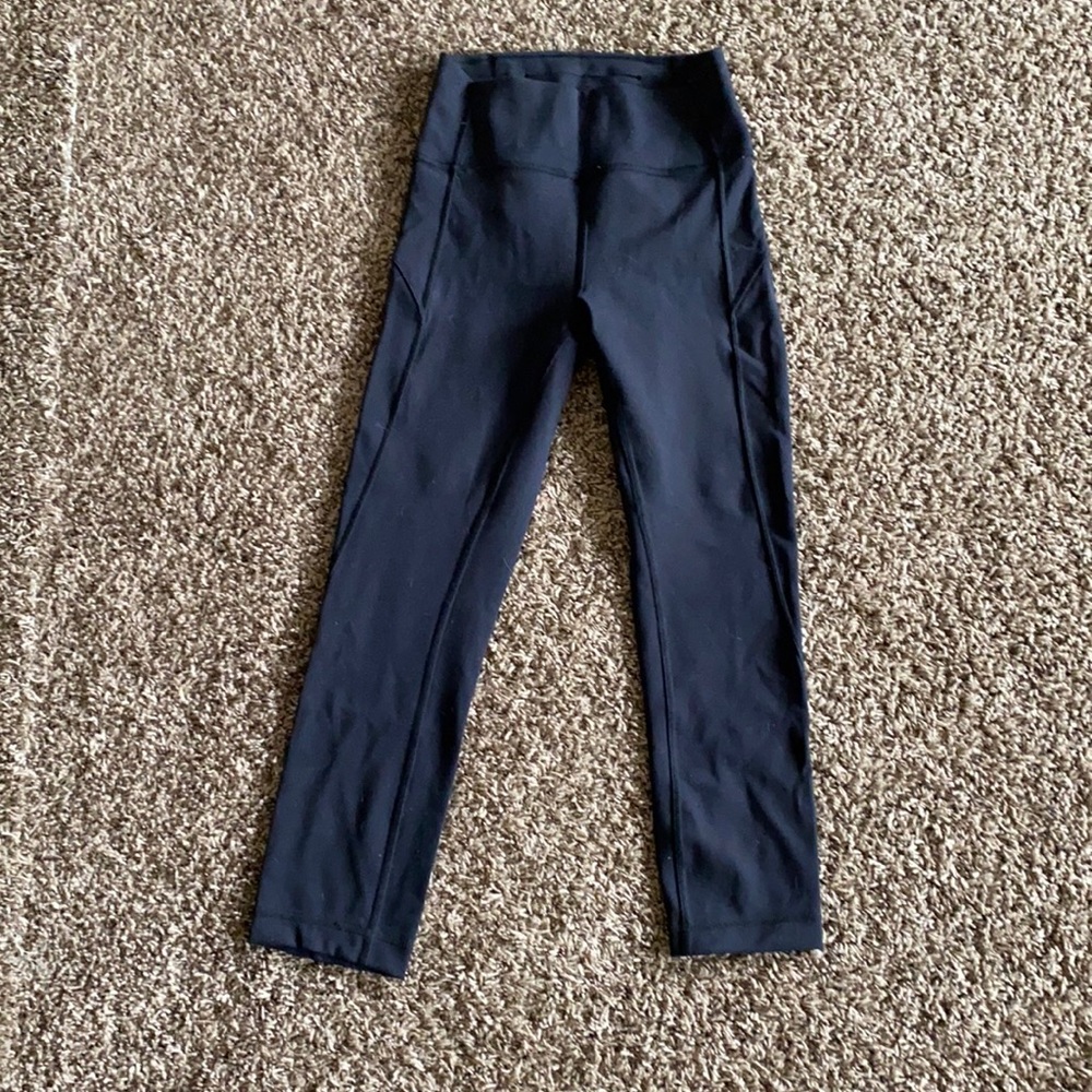 Lululemon in movement cropped leggings 21”